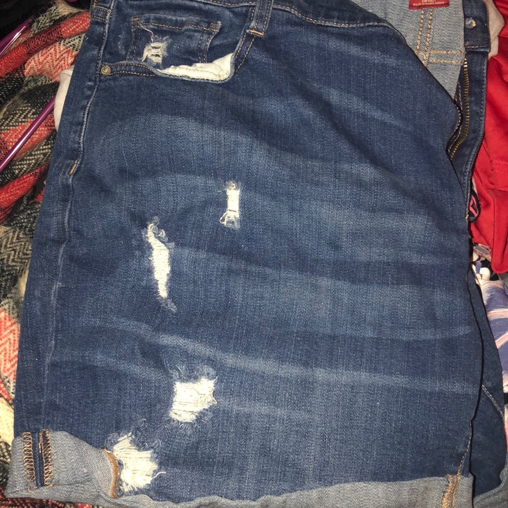 Size 18 Ripped shorts